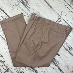 L.L. Bean Comfort Waist  Dress pant men’s 42x32 khaki pleated